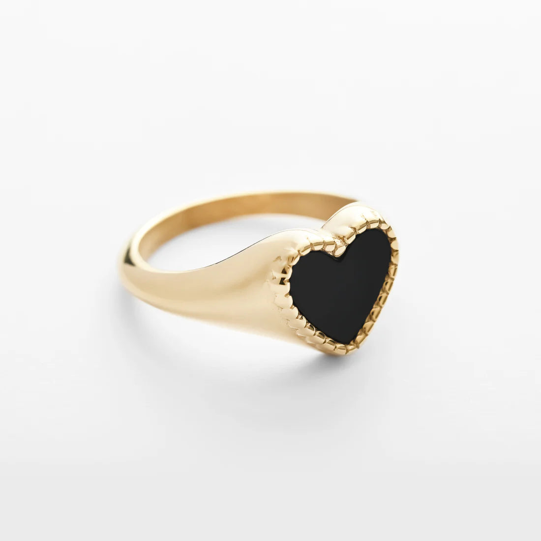 Heart signet black