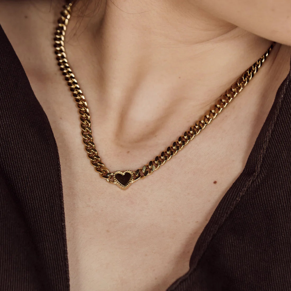 Heart necklace Gold